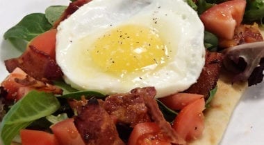 BLT flatbread with egg